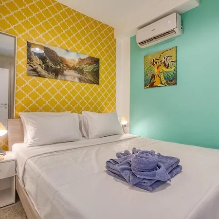 Апартаменты Luxury Bright Penthouses With Jakkuzzi,valletta And Marina Views - Vip Feel Santa Vennera