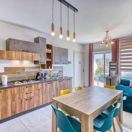 Luxury Bright Penthouses With Jakkuzzi,valletta And Marina Views - Vip Feel Апартаменты *