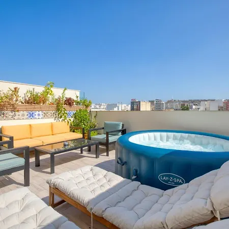 Luxury Bright Penthouses With Jakkuzzi,valletta And Marina Views - Vip Feel Апартаменты *