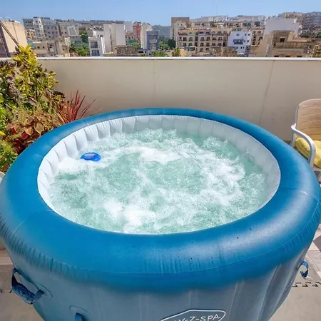 Luxury Bright Penthouses With Jakkuzzi,valletta And Marina Views - Vip Feel Apartamento Santa Vennera