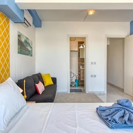 Luxury Bright Penthouses With Jakkuzzi,valletta And Marina Views - Vip Feel