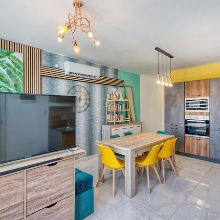 Luxury Bright Penthouses With Jakkuzzi,valletta And Marina Views - Vip Feel Santa Vennera