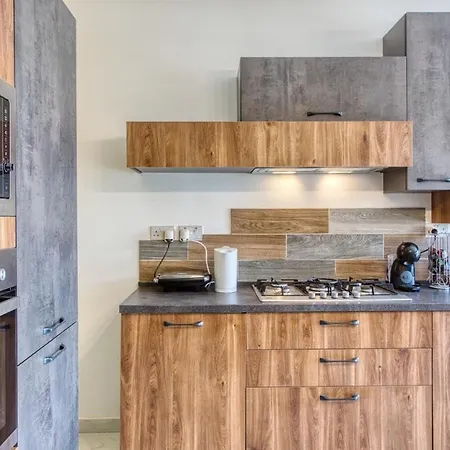 Luxury Bright Penthouses With Jakkuzzi,valletta And Marina Views - Vip Feel Santa Vennera