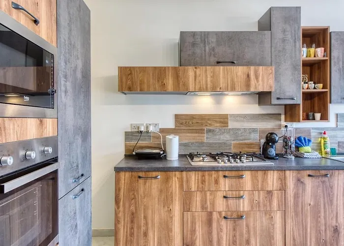 Luxury Bright Penthouses With Jakkuzzi,valletta And Marina Views - Vip Feel Santa Venera