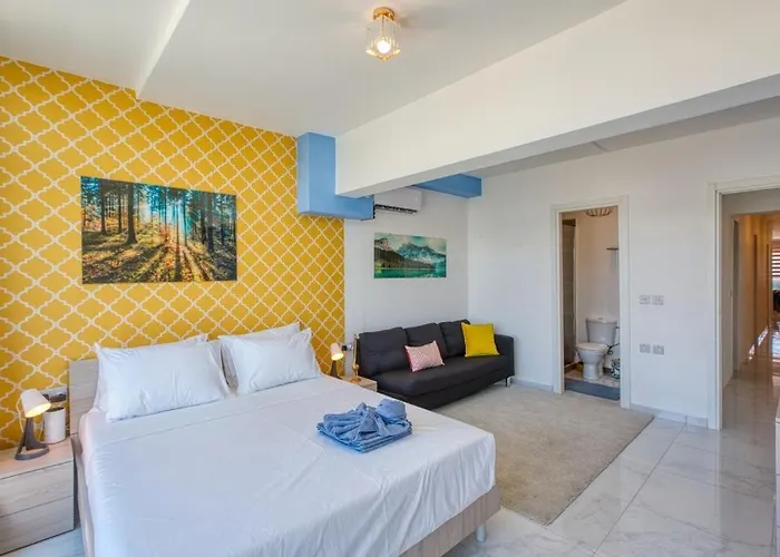 Luxury Bright Penthouses With Jakkuzzi,valletta And Marina Views - Vip Feel