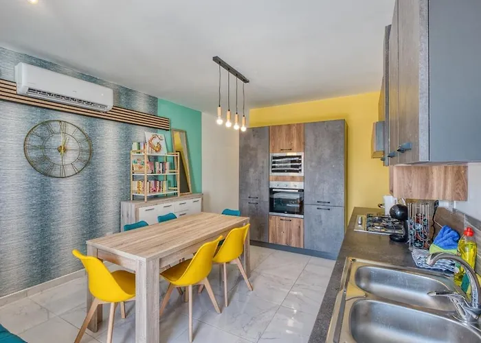 Luxury Bright Penthouses With Jakkuzzi,valletta And Marina Views - Vip Feel Apartment Santa Vennera