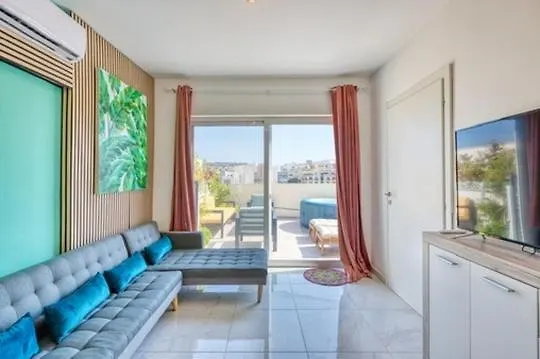 Luxury Bright Penthouses With Jakkuzzi,valletta And Marina Views - Vip Feel דירה *