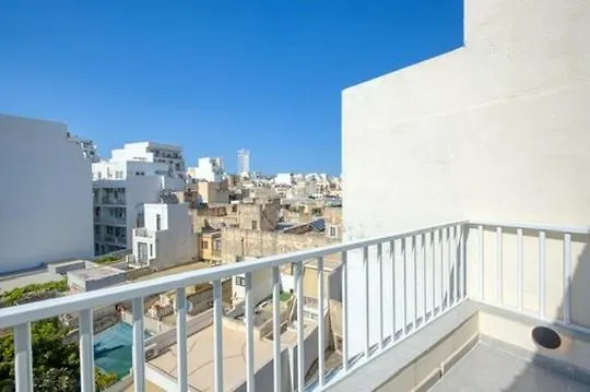 Luxury Bright Penthouses With Jakkuzzi,valletta And Marina Views - Vip Feel דירה